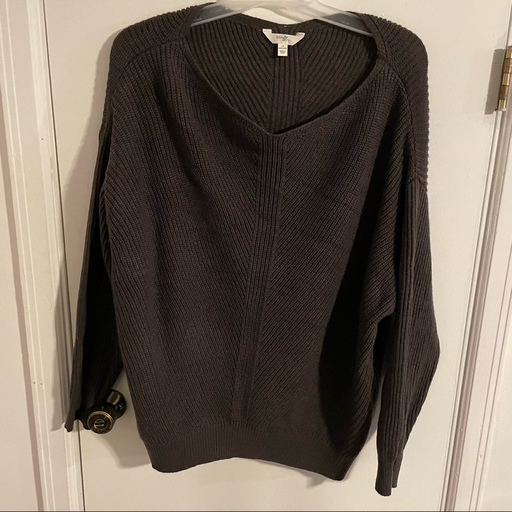 New Womens Sweater